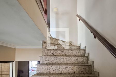 corredor de casa à venda com 3 quartos, 250m² em Jardim Palermo, São Bernardo do Campo