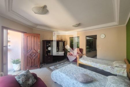 Sala de casa à venda com 3 quartos, 250m² em Jardim Palermo, São Bernardo do Campo