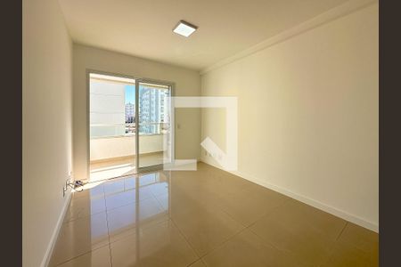 Sala  de apartamento para alugar com 2 quartos, 68m² em Jardim Atlântico, São José