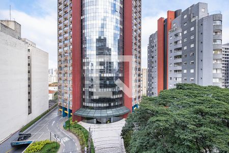 Sala/Cozinha - Vista de apartamento para alugar com 1 quarto, 45m² em Pinheiros, São Paulo