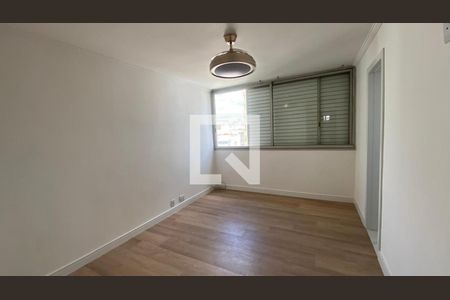 Apartamento para alugar com 3 quartos, 236m² em Santa Cecilia, São Paulo
