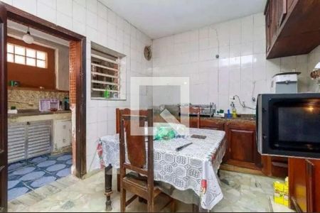Casa à venda com 6 quartos, 300m² em Brooklin, São Paulo