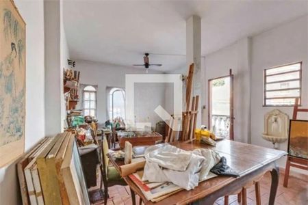 Casa à venda com 6 quartos, 300m² em Brooklin, São Paulo