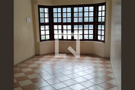 Casa à venda com 3 quartos, 200m² em Parque Sao Domingos, São Paulo