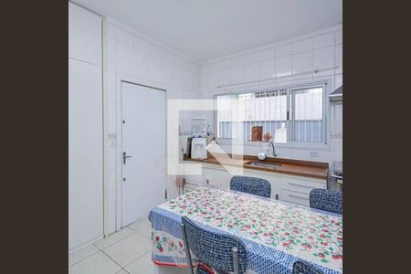 Casa à venda com 2 quartos, 200m² em Cidade Ademar, São Paulo