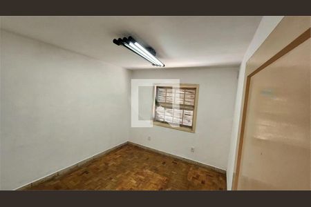 Casa à venda com 3 quartos, 287m² em Jardim das Acacias, São Paulo