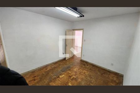Casa à venda com 3 quartos, 287m² em Jardim das Acacias, São Paulo