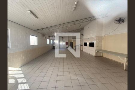 Área externa de apartamento à venda com 2 quartos, 42m² em Rubem Berta, Porto Alegre