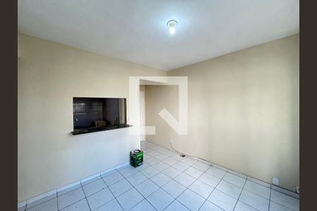 Sala de apartamento à venda com 2 quartos, 48m² em Todos Os Santos, Rio de Janeiro