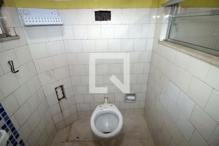 Banheiro de apartamento para alugar com 1 quarto, 17m² em Vila da Penha, Rio de Janeiro