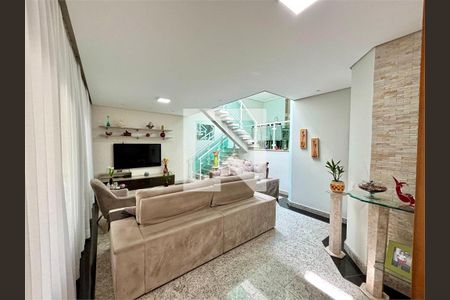 Casa à venda com 6 quartos, 260m² em Vila Galvão, Guarulhos