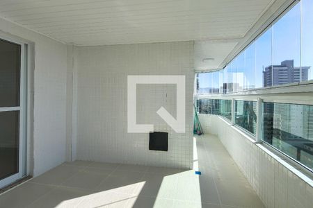 Sacada de apartamento para alugar com 3 quartos, 117m² em Vila Caiçara, Praia Grande