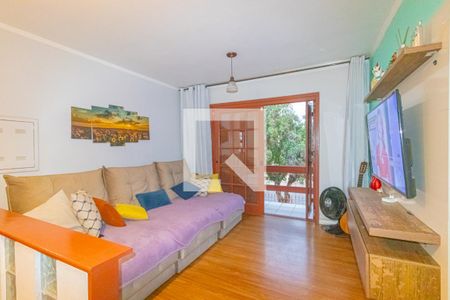 Sala do 2° piso de casa à venda com 3 quartos, 190m² em Niterói, Canoas