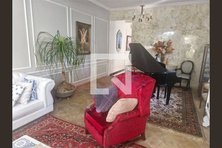 Casa à venda com 5 quartos, 254m² em Santo Amaro, São Paulo