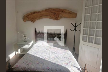 Casa à venda com 5 quartos, 254m² em Santo Amaro, São Paulo