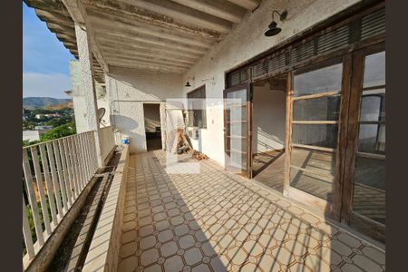 Casa à venda com 5 quartos, 504m² em Pechincha, Rio de Janeiro
