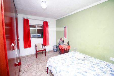 Quarto 1 de casa à venda com 1 quarto, 108m² em Vila Lutécia, Santo André