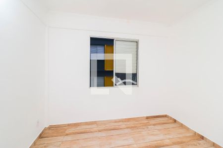Quarto 1 de apartamento à venda com 2 quartos, 48m² em Jardim Redil, São Paulo