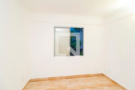 Quarto 2 de apartamento à venda com 2 quartos, 48m² em Jardim Redil, São Paulo