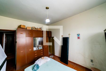 Quarto 1 de casa à venda com 5 quartos, 189m² em Santa Efigênia, Belo Horizonte