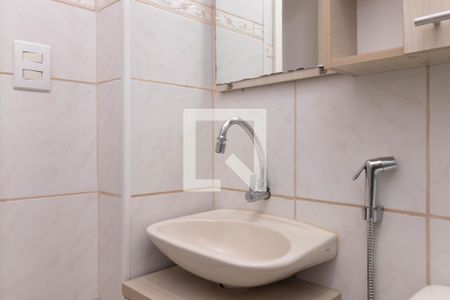 Banheiro de apartamento para alugar com 1 quarto, 43m² em Cristal, Porto Alegre