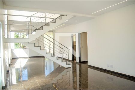 Casa de Condomínio à venda com 4 quartos, 300m² em Alphaville Araguaia, Goiânia