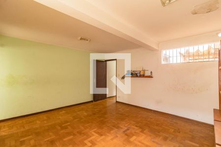 Casa à venda com 3 quartos, 206m² em Vila Santa Catarina, São Paulo