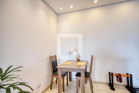 03sala004.jpg de apartamento à venda com 2 quartos, 54m² em Vila Zelina, São Paulo