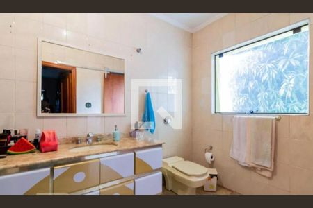 Casa à venda com 3 quartos, 447m² em Vila Rosalia, Guarulhos