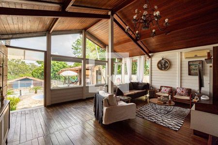 Casa à venda com 2 quartos, 137m² em Sapê, Niterói