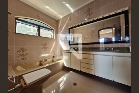 Casa à venda com 4 quartos, 498m² em Jardim Sao Bento, São Paulo