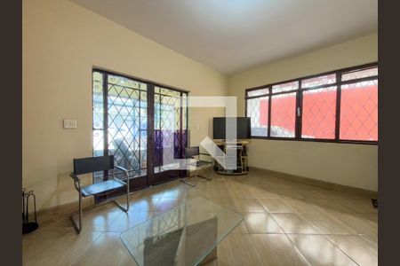 Casa à venda com 4 quartos, 360m² em Jardim Prainha, São Paulo