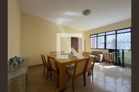 Casa à venda com 4 quartos, 360m² em Jardim Prainha, São Paulo