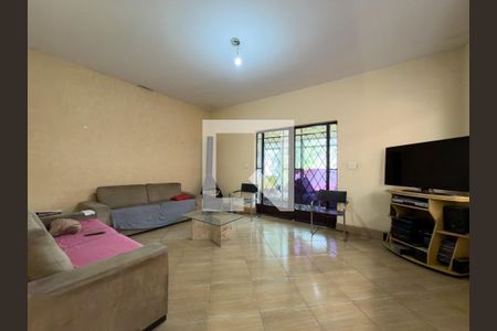 Casa à venda com 4 quartos, 360m² em Jardim Prainha, São Paulo