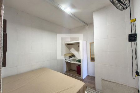 Suite 1 de casa para alugar com 2 quartos, 100m² em Vilamar, Praia Grande