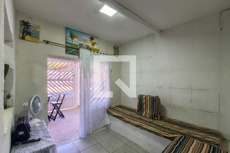 Sala de casa para alugar com 2 quartos, 100m² em Vilamar, Praia Grande