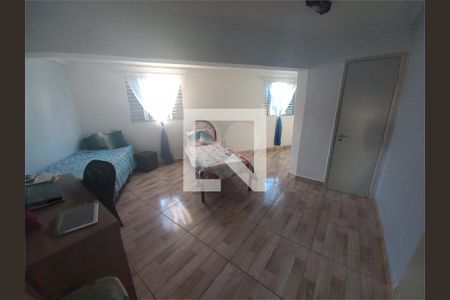 Casa à venda com 3 quartos, 103m² em Cidade Dutra, São Paulo