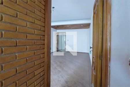 Casa à venda com 2 quartos, 200m² em Vila Monumento, São Paulo