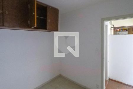 Casa à venda com 2 quartos, 200m² em Vila Monumento, São Paulo