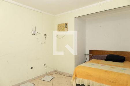Quarto 1 de casa à venda com 2 quartos, 350m² em Cidade Líder, São Paulo