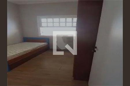 Casa à venda com 4 quartos, 213m² em Vila Santos, São Paulo