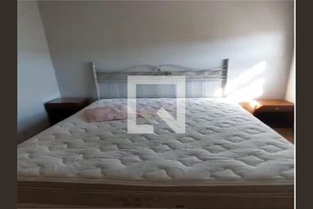 Casa à venda com 4 quartos, 213m² em Vila Santos, São Paulo