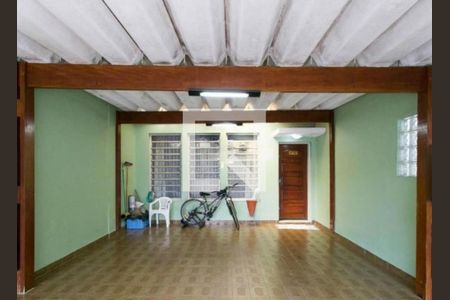 Casa à venda com 2 quartos, 110m² em Vila Carrão, São Paulo