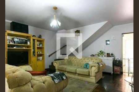 Casa à venda com 2 quartos, 110m² em Vila Carrão, São Paulo