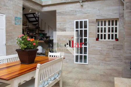 Casa à venda com 5 quartos, 365m² em Grajaú, Rio de Janeiro