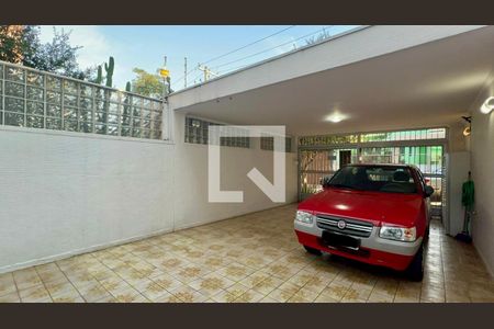 Garagem de casa à venda com 3 quartos, 186m² em Alto de Pinheiros, São Paulo