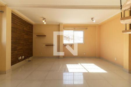 Sala de casa à venda com 3 quartos, 150m² em Vila Nair, São Paulo