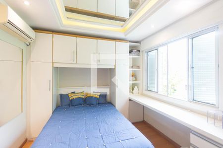 Casa de Condomínio à venda com 2 quartos, 89m² em Rio Branco, Canoas