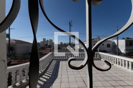 Casa à venda com 8 quartos, 300m² em Vila Gustavo, São Paulo