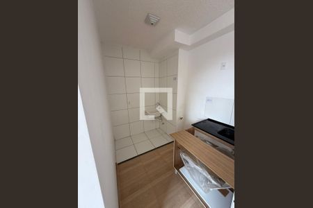 Cozinha de apartamento para alugar com 2 quartos, 35m² em Cidade São Mateus, São Paulo